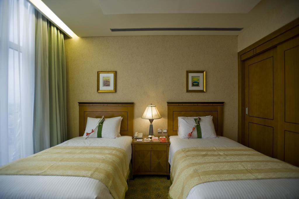 Eastyard Khobar Hotel - Formerly Ramada By Wyndham Khobar Dış mekan fotoğraf