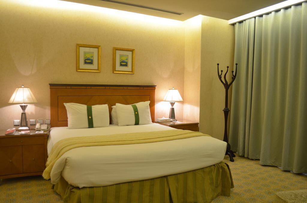 Eastyard Khobar Hotel - Formerly Ramada By Wyndham Khobar Dış mekan fotoğraf
