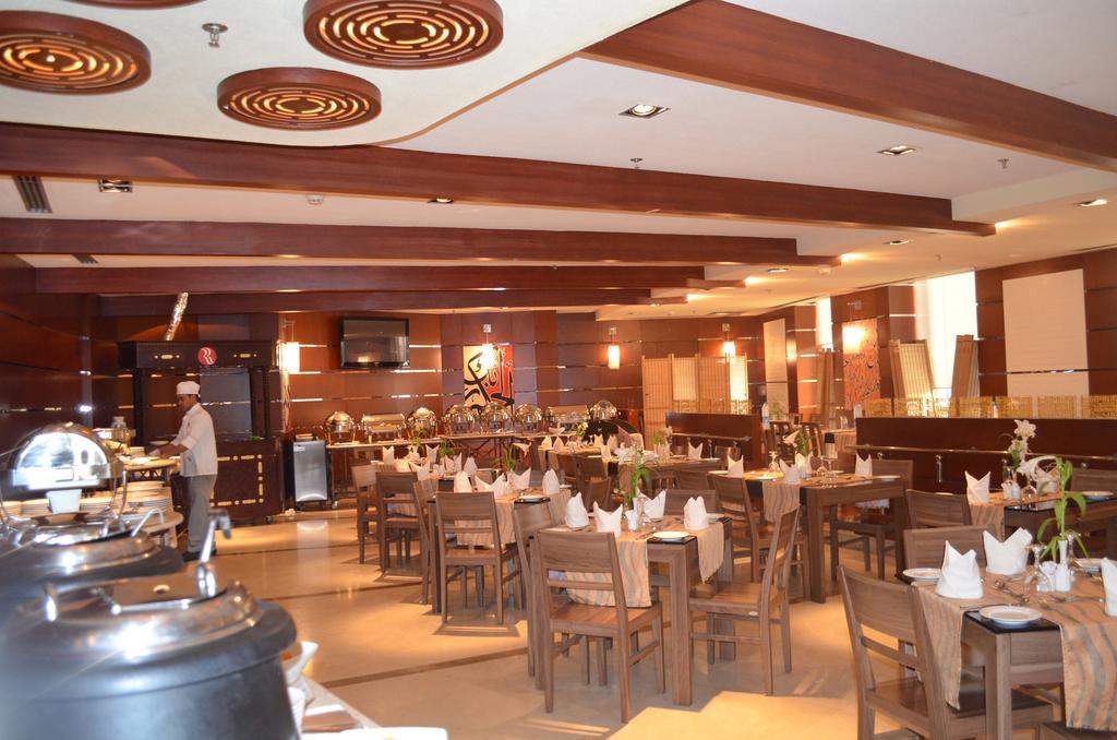 Eastyard Khobar Hotel - Formerly Ramada By Wyndham Khobar Dış mekan fotoğraf