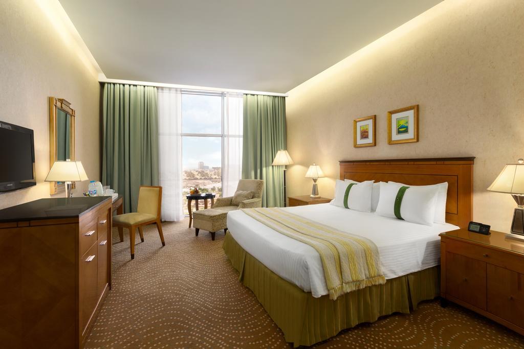 Eastyard Khobar Hotel - Formerly Ramada By Wyndham Khobar Dış mekan fotoğraf